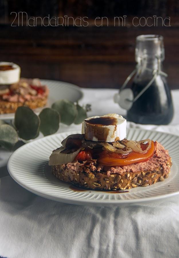 Tosta de pimientos, queso de cabra y foie de@EvaMChef_of  y sorteo del libro La cocina rica y sana de Eva