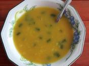 Crema verduras judías redondas pasta piñones