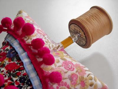 ARBOL DE NAVIDAD CON TELAS