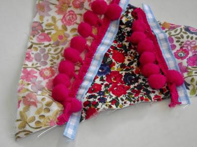 ARBOL DE NAVIDAD CON TELAS