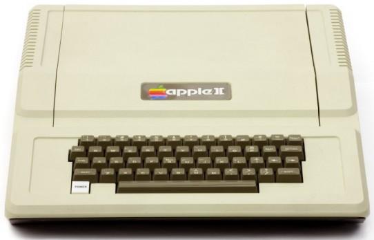 apple II 02 542x347 Liberado el código fuente del Apple II