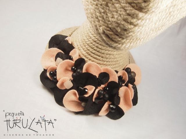 EN OTOÑO, NOS ENCANTA PISAR LAS HOJAS !!!