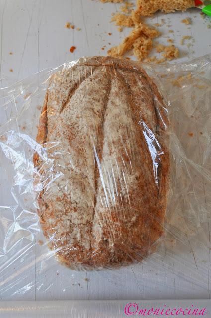 PAN RELLENO DE PATÉ