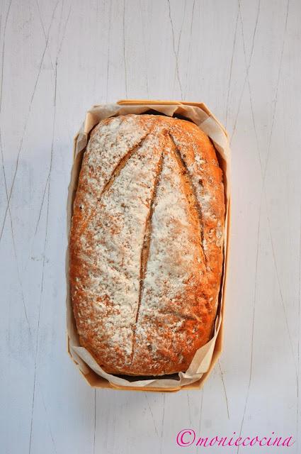 PAN RELLENO DE PATÉ