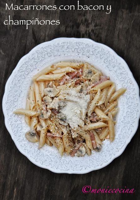 MACARRONES CON BACON Y CHAMPIÑONES