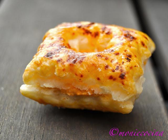 HOJALDRITOS DE CREMA DE CHORIZO