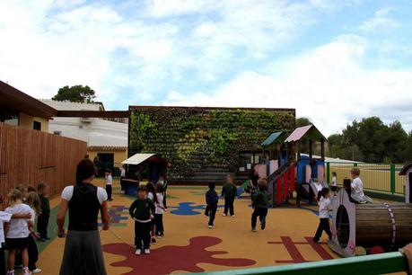 Jardín vertical educativo en Mallorca