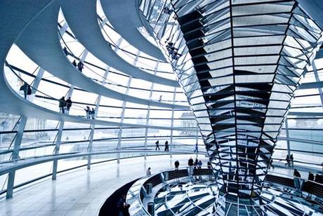 LA CÚPULA DEL DEUTSCHER BUNDESTAG, POR NORMAN FOSTER