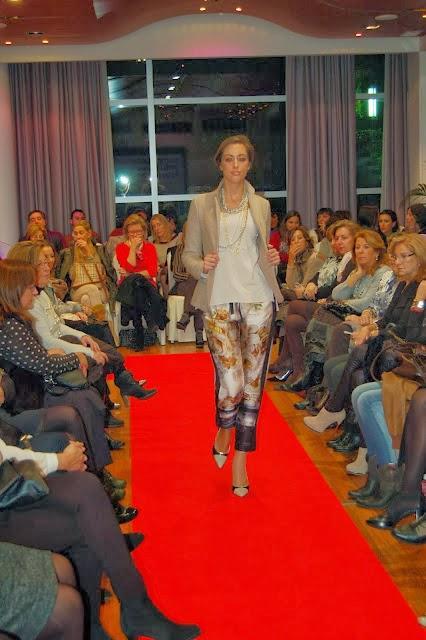 Desfile de moda en el Hotel Abba Playa