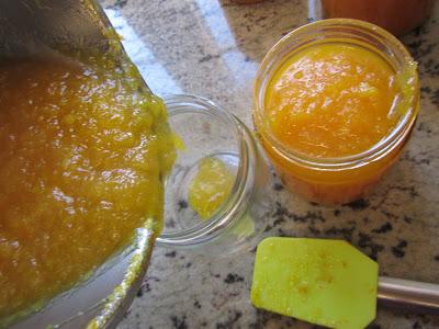 Mermelada de piña, naranja y ron