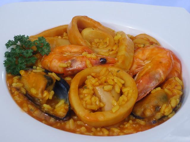 Arroz caldoso con calamares olla GM