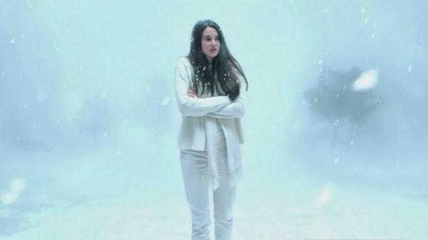Nuevas imágenes de Shailene Woodley en su nueva película 'White Bird in a Blizzard'