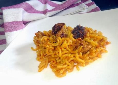 Fideuá de choricitos criollos