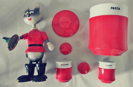 Adqusiciones y un gato con botas