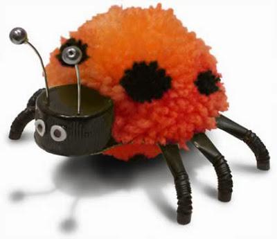 Mariquita hecha con Pompom
