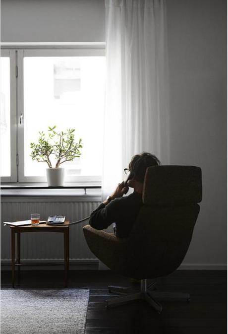 poco espacio decoración interiorismo nórdico masculino interiores espacios pequeños decoración sencilla pocos muebles decoración masculina decoración diseño espacios pequeños decoración de pisos pequeños cocinas blancas pequeñas modernas blog estilo nordico escandinavo blog decoración y diseño nórdico 