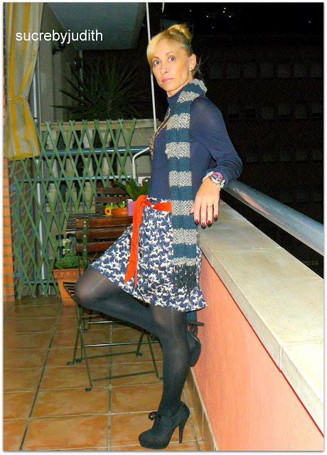 HORSE ON BLUE HORSE ON BLUE