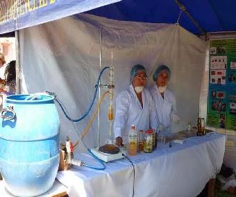 En Feria Universitaria: ALUMNOS DE LA UNJFSC EXPONEN PROYECTOS DE CIENCIA, TECNOLOGIA Y HUMANISMO