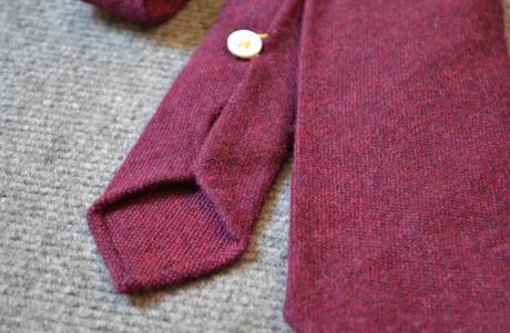 Review corbata 7 fold 100% cashmere de Viola Milano.