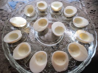 Huevos rellenos gratinados