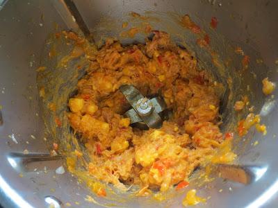 Huevos rellenos gratinados