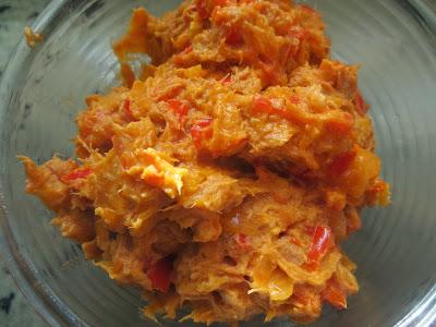 Huevos rellenos gratinados