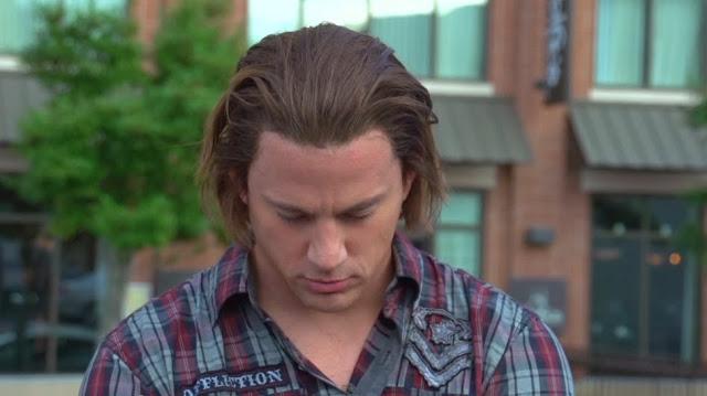 Channing Tatum intenta emular la legendaria flexibilidad de Van Damme