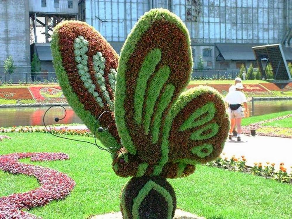 JARDINES CON FIGURAS DE ANIMALES Y DE...
