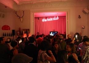 Fiesta clandestina de Alhambra en Barcelona