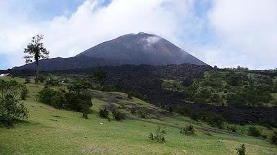 Volcanes Activos para Fans de la Naturaleza Salvaje