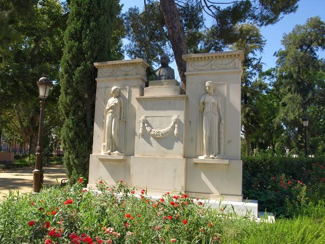 Los Jardines de la Reina Cristina (16): el Monumento a Castelar.