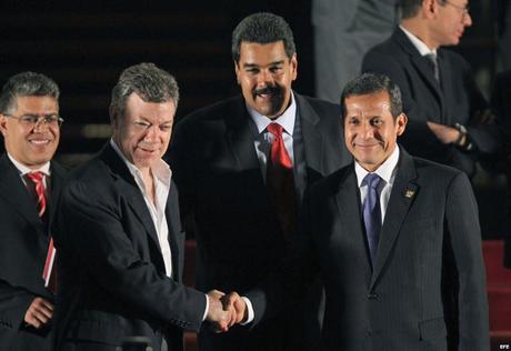Juan Manuel Santos candidato del Castro-Madurismo Juan Manuel Santos candidato del Castro-Madurismo