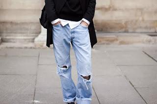 Street style:Ripped jeans