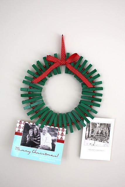 Clothespins wreath for christmas cards