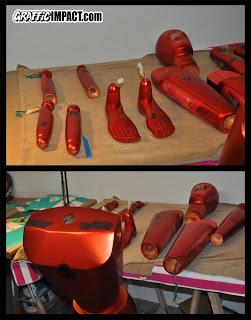 Réplica de Ironman sobre muñeco de madera a tamaño real