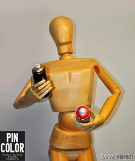 Réplica de Ironman sobre muñeco de madera a tamaño real