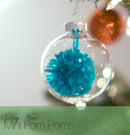 DIY......BOLAS DE NAVIDAD CON POMPONES DE LANA