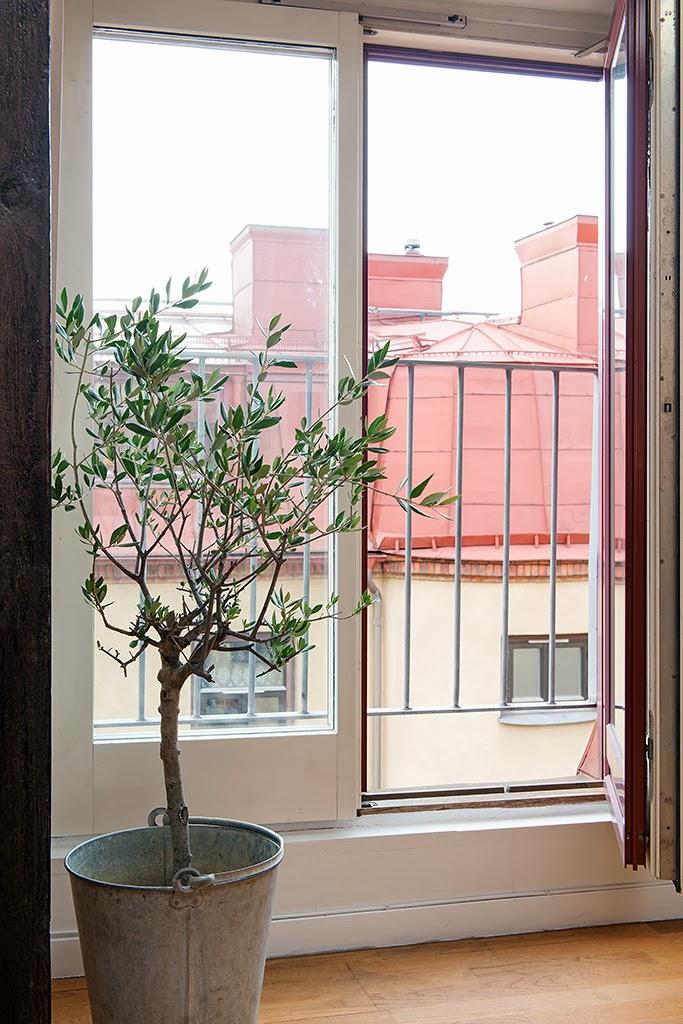 En un ático abuhardillado