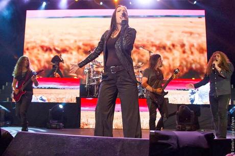 Angra feat. Tarja Turunen - 