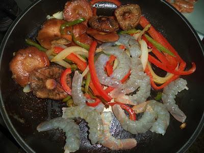 Salteado de Langostinos y Niscalos