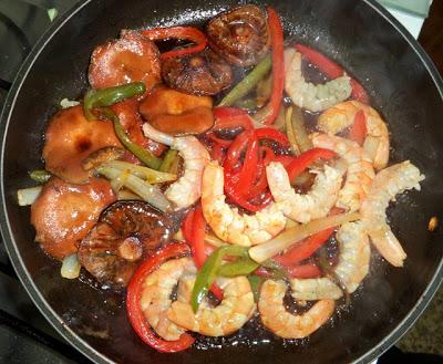 Salteado de Langostinos y Niscalos