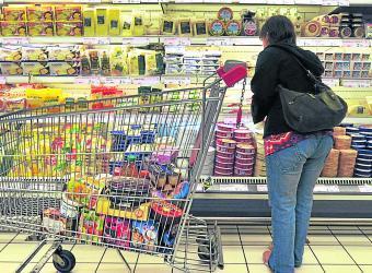 A la hora de comprar alimentos, los colombianos prefieren las marcas nacionales - Emilio Martin Uribe