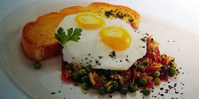 recetas de cocina huevos al plato con jamon y arvejas