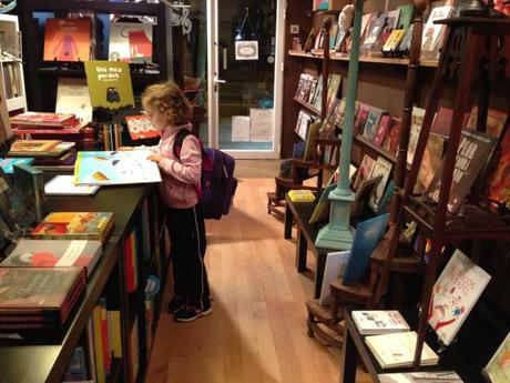 Syndrome imaginaria, una librería infantil con mucho encanto Bcn_colours_syndrome23