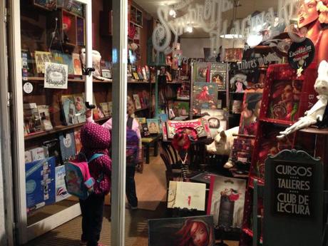 Syndrome imaginaria, una librería infantil con mucho encanto Bcn_colours_syndrome02