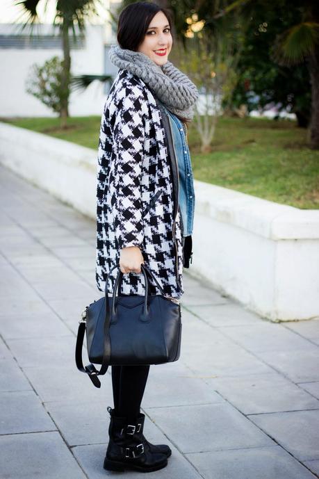 Houndstooth Casual Print