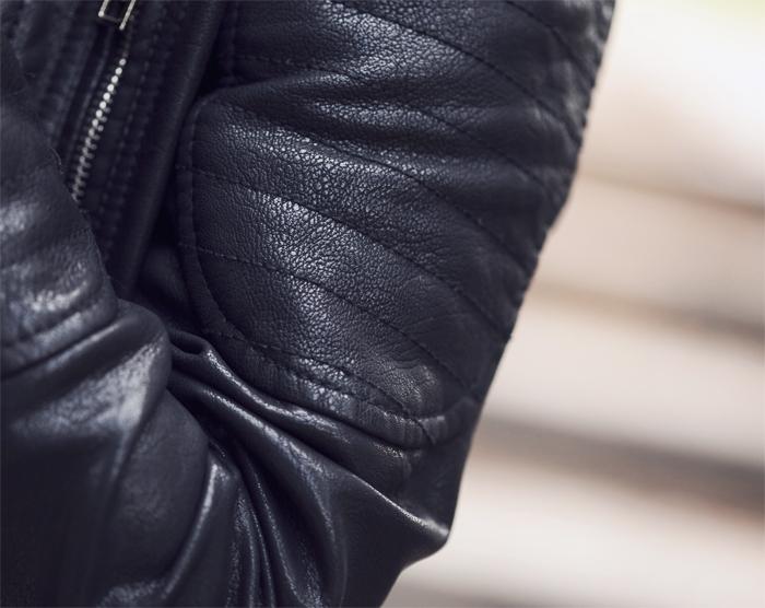 street style barbara crespo textures fashion blogger zara leather jacket skirt eleven paris shirt outfit