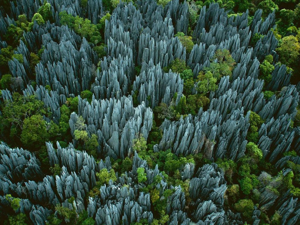 el-bosque-de-piedra-de-tsingy-2 (FILEminimizer)