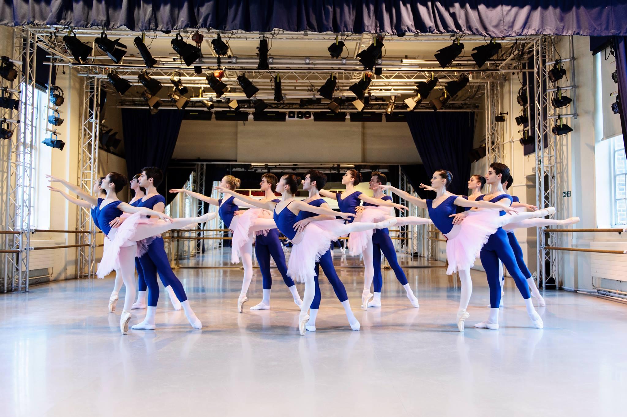 Retransmisión online desde la escuela del English National Ballet. Jueves 28