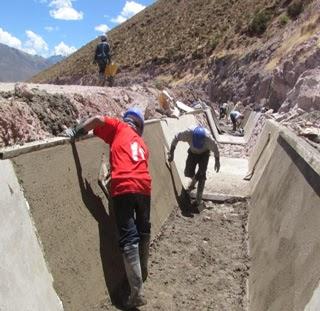 AVANZAN CANALIZACIÓN DE ÑAU ÑACU TRES CRUCES…